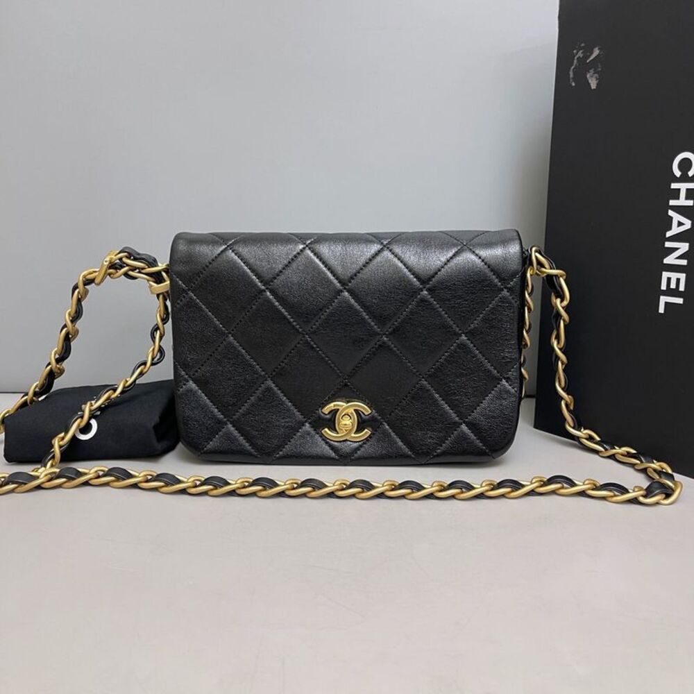 Chanel Women Pre-Loved Bag Very Good Condition